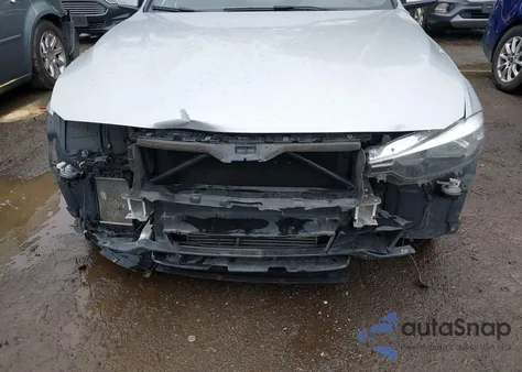 2016 BMW 328I xDrive z USA, uszkodzony, nr VIN WBA8E3C55GK501040